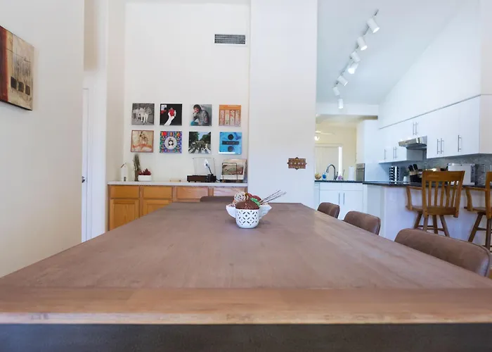 Ferienhaus Modern House With Office Cornhole Near Freeways *